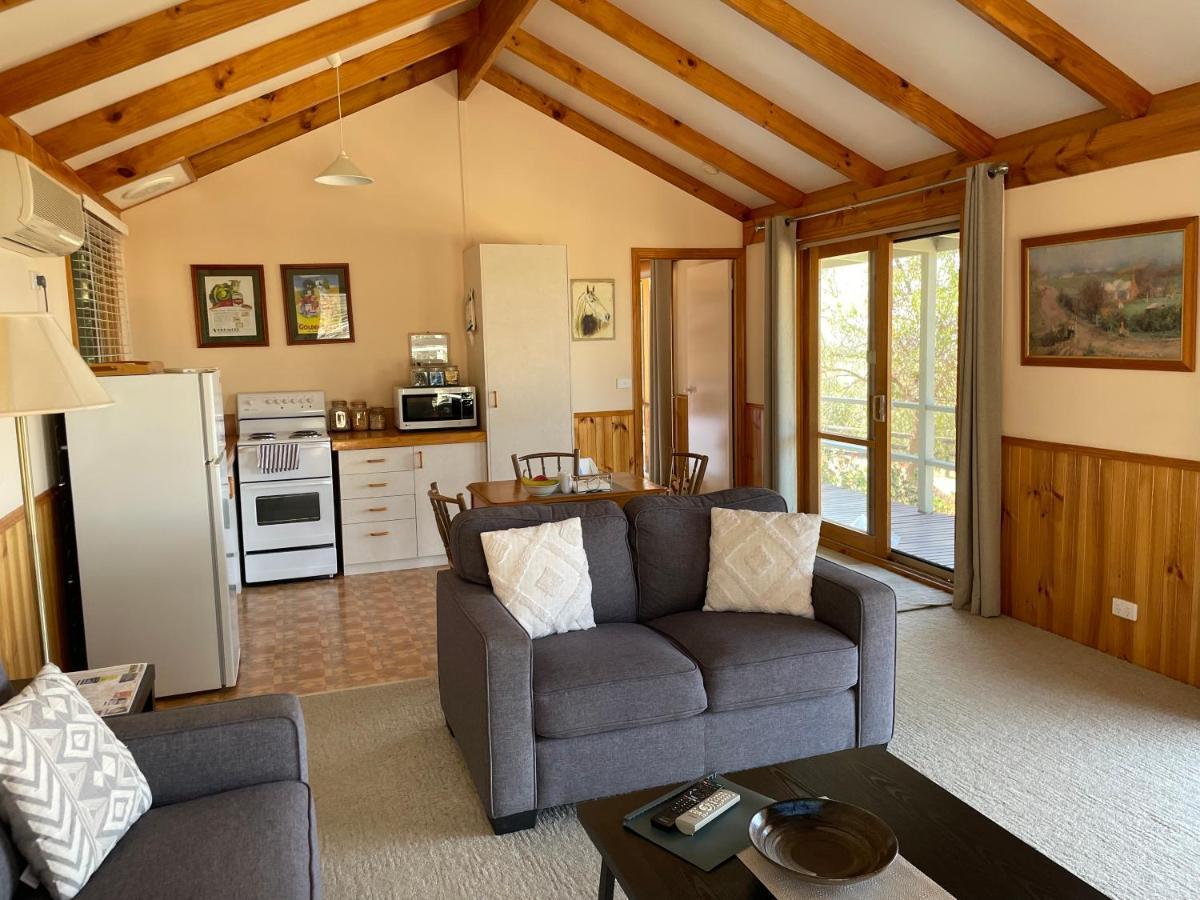 Warby Cottage Wangaratta Bagian luar foto